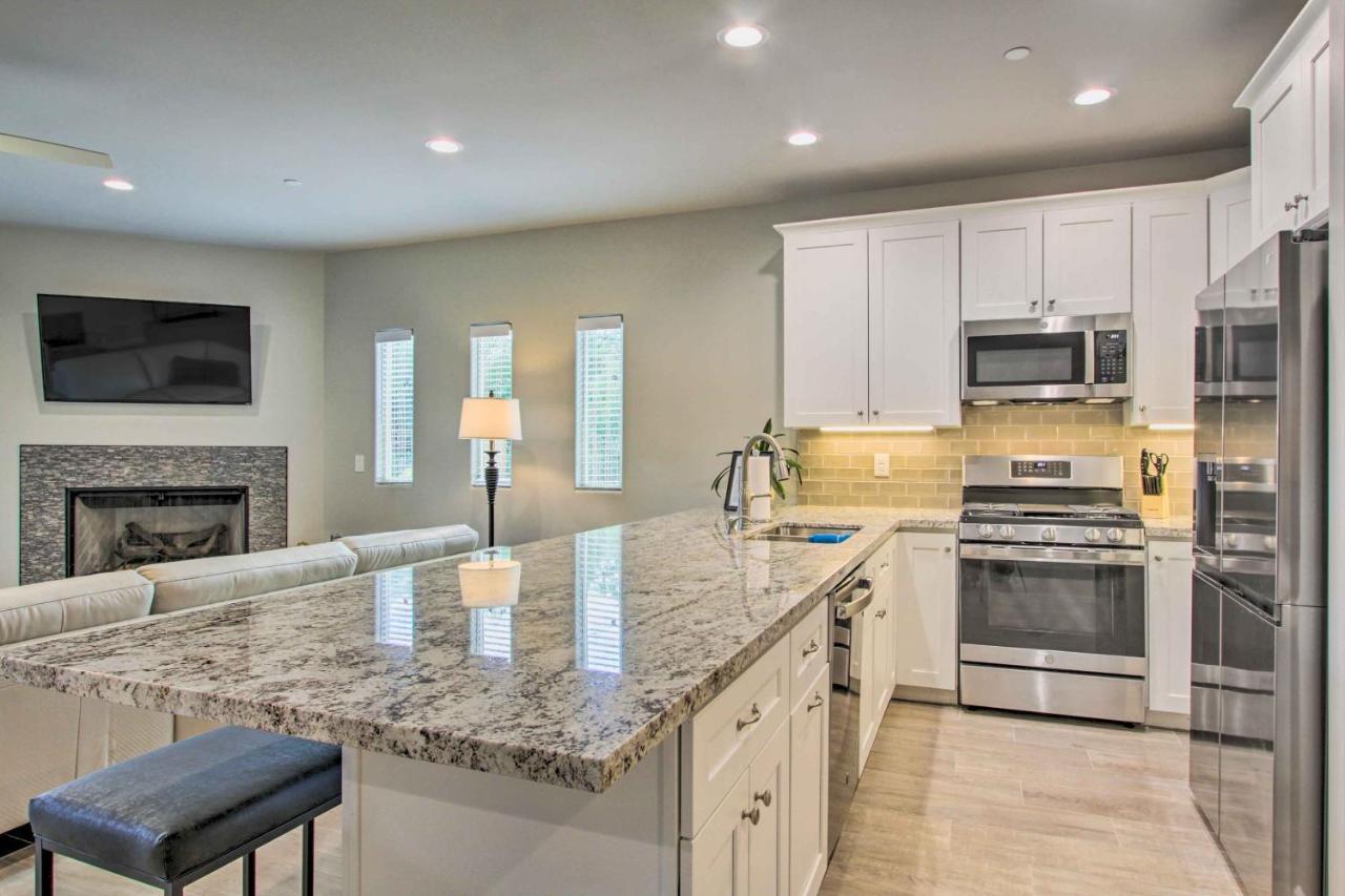 Walkable Cave Creek Townhome With Private Patio! Exterior foto